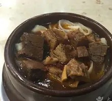Beef Clay Pot Noodles