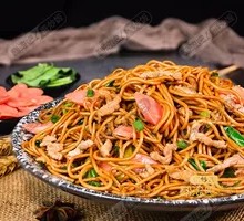 Egg and Pork Noodles Stir-Fry