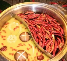 Golden Soup Chicken and Abalone Pot