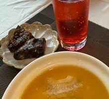 Tan Family Yellow Broth Golden Hook Wing