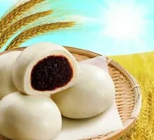 Rose Red Bean Bun