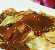 Sour Cabbage with Rice Noodles