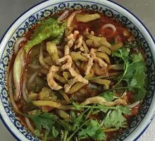 Pickled Vegetable and Pork Shreds