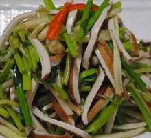 Stir-fried Water Celery with Fried Tofu Sheets