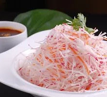 Oil-Seasoned Radish Strips