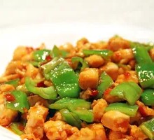 Spicy Chicken with Green Peppers