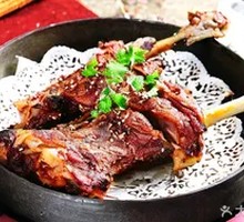 Signature Ximeng Hand-held Lamb Leg