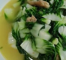 Stir-Fried Greens with Fried Pork Rinds