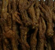 Old-School Braised Chicken Feet
