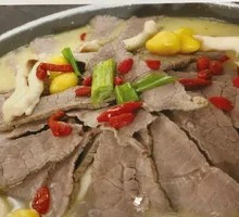 Sour Cabbage Stewed Beef