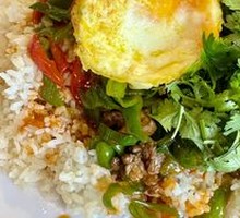 Green Pepper Shredded Pork Rice