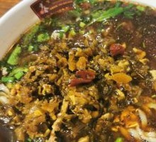 Pickled Cabbage and Pork Noodles