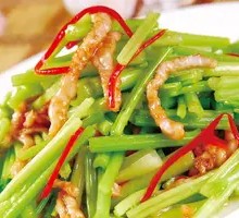 Stir-Fried Pork with Parsley