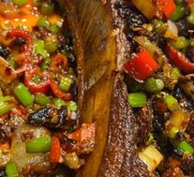 Glutinous Rice Balls Braised with Pork Ribs