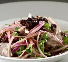 Onion and Pig Liver Stir-fry