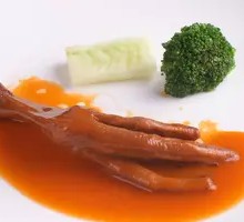 Braised Goose Feet in Abalone Sauce