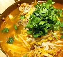 Fried Pork Hot Pot Noodles