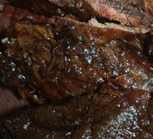 Sauce-Flavored Beef Shank