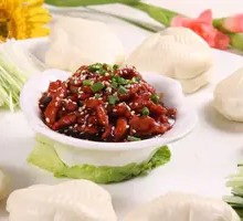 Sweet Soy Sauce Shredded Pork in Pancake