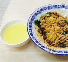 Fried Sauce Noodles with Handmade Noodles