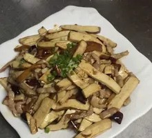 Pickled Vegetable and Tofu Skin Stir-fry with Pork Strips