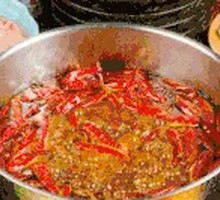 Sichuan Spicy Beef Oil Hot Pot