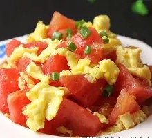 Scrambled Eggs with Tomatoes