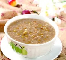 Lily and Mung Bean Porridge