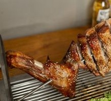 Charcoal-Grilled Lamb Leg