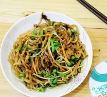 Beef Tripe Stir-Fried Noodles