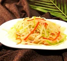 Green Pepper Stir-fried Pork Head Meat