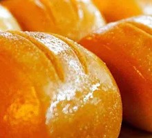 Golden Steamed Bun