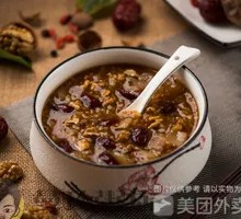 Longan and Red Date Porridge