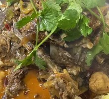 Hand-Grabbed Lamb Spine Red Soup