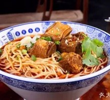 Braised Pork Rib Noodles