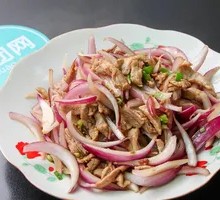 Onion and Egg Rice Bowl