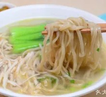 Chicken Noodle Soup with Shredded Chicken