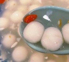 Sweet Rice Balls in Fermented Rice Wine