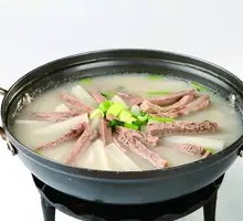 White Soup Lamb Pot
