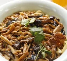 Vegetable Mushroom Pork Noodles