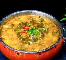 Stewed Ox Penis with Pig Trotter Tendons