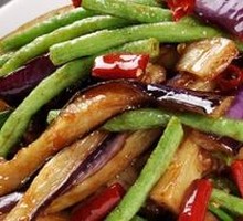 Eggplant and Green Beans Stir-fry