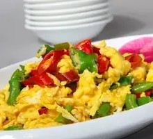 Green Pepper and Egg Stir-fry
