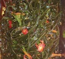Thin seaweed strips