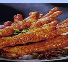 Braised Chicken Feet with Tiger Skin