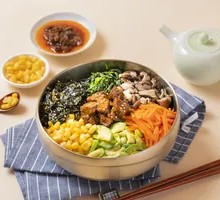 Signature Grilled Beef Rice Bowl