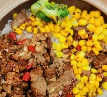 Stir-fried Yellow Beef Baozi Rice