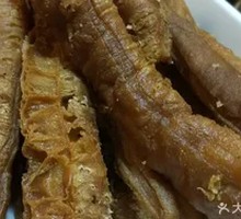 Old-style fried dough sticks