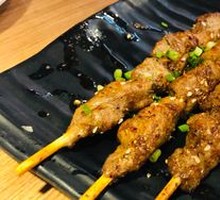 Charcoal-grilled Lamb Skewers