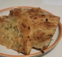Crispy Scallion Pancake (Sliced)